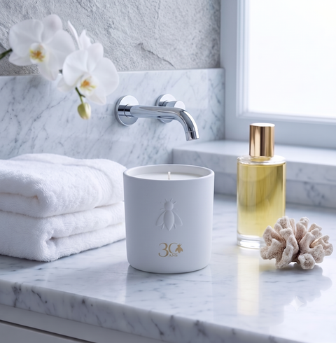BEE 30 YEARS ANNIVERSARY CANDLE